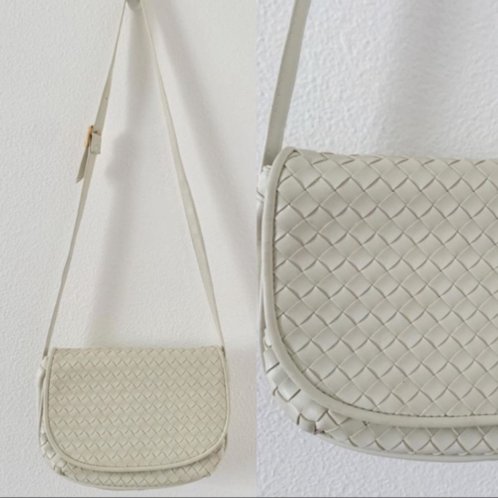 Vintage Ivory Woven Saddle Crossbody Bag